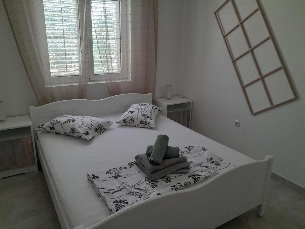 Apartmani Ira Vir Kamer foto