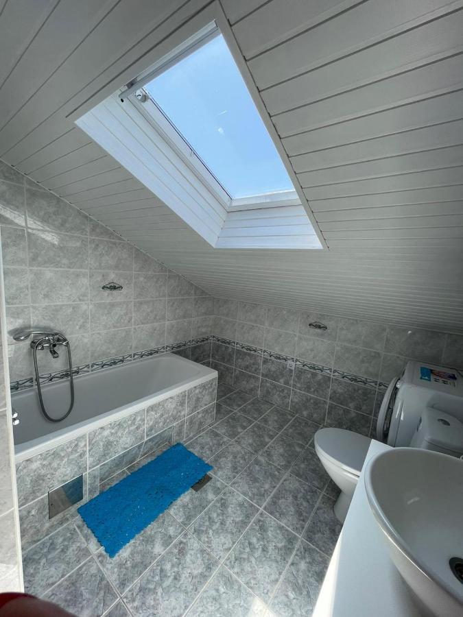 Apartmani Ira Vir Buitenkant foto
